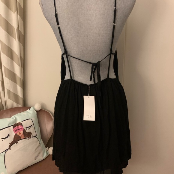 NWT Deep V open back Little Black Dress LBD - Picture 2 of 3
